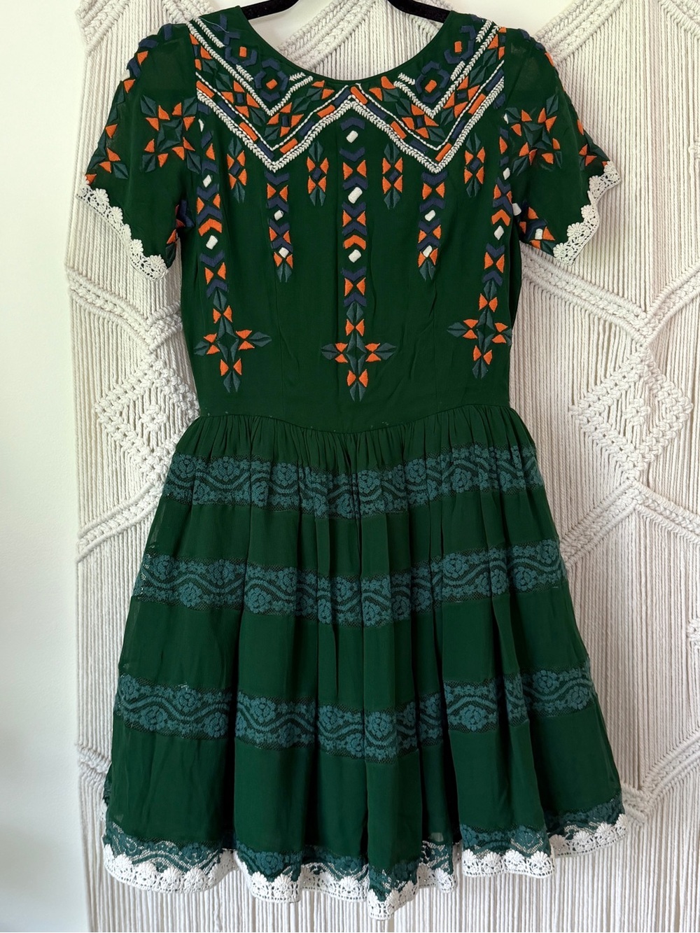Hemant & Nandita Anthropologie Green Embroidered Full Skirt Dress S - Picture 14 of 14